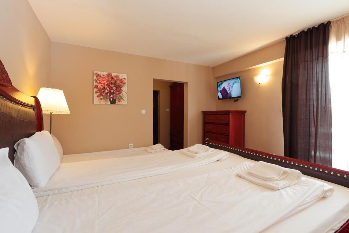 פניצ'ישטה Hotel Panorama מראה חיצוני תמונה