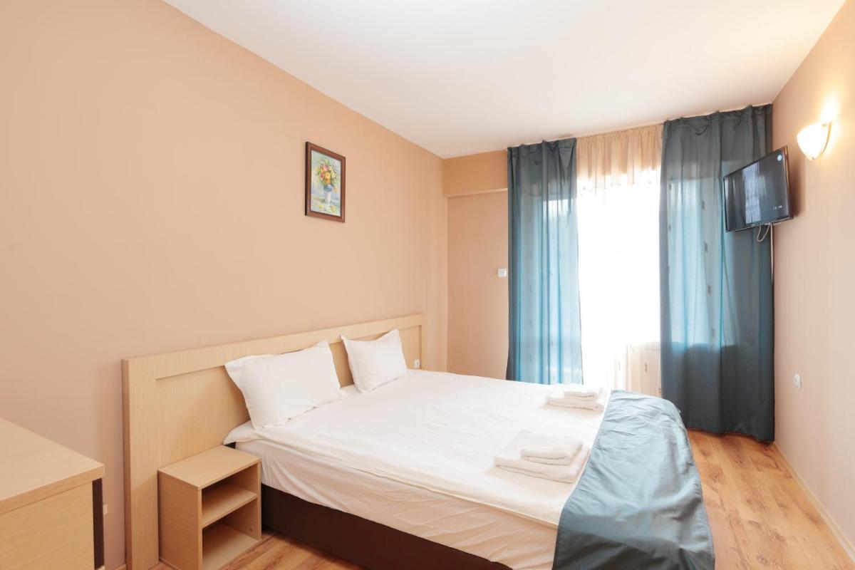 פניצ'ישטה Hotel Panorama מראה חיצוני תמונה