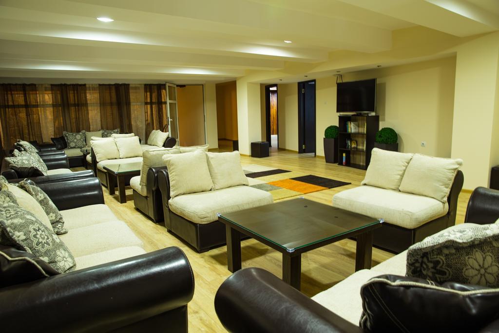 פניצ'ישטה Hotel Panorama מראה חיצוני תמונה