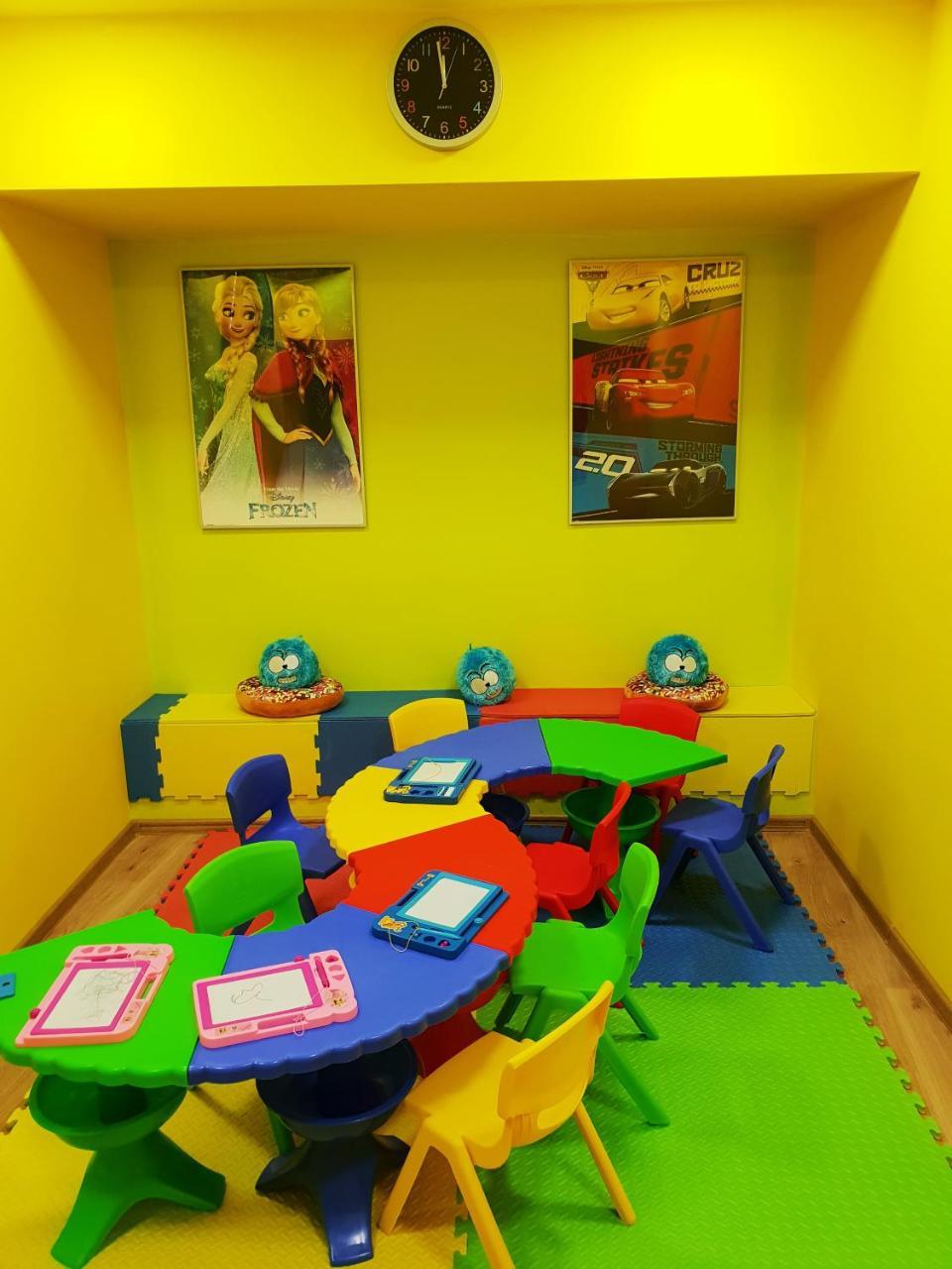 פניצ'ישטה Hotel Panorama מראה חיצוני תמונה