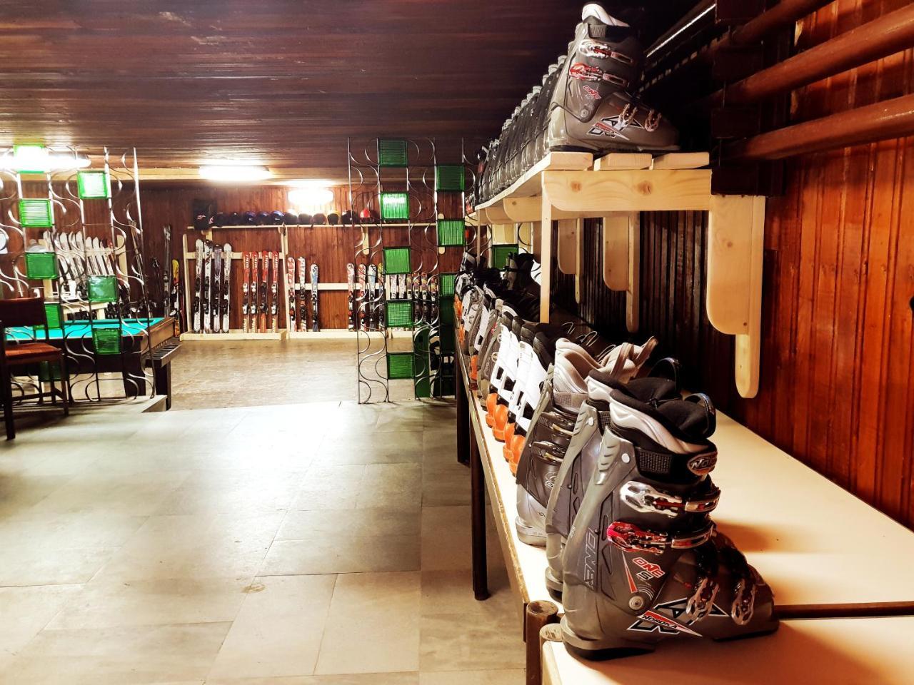 פניצ'ישטה Hotel Panorama מראה חיצוני תמונה